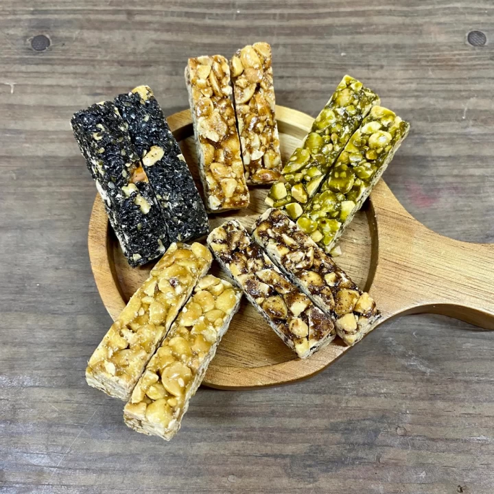 kẹo lạc mix hạt dinh dưỡng